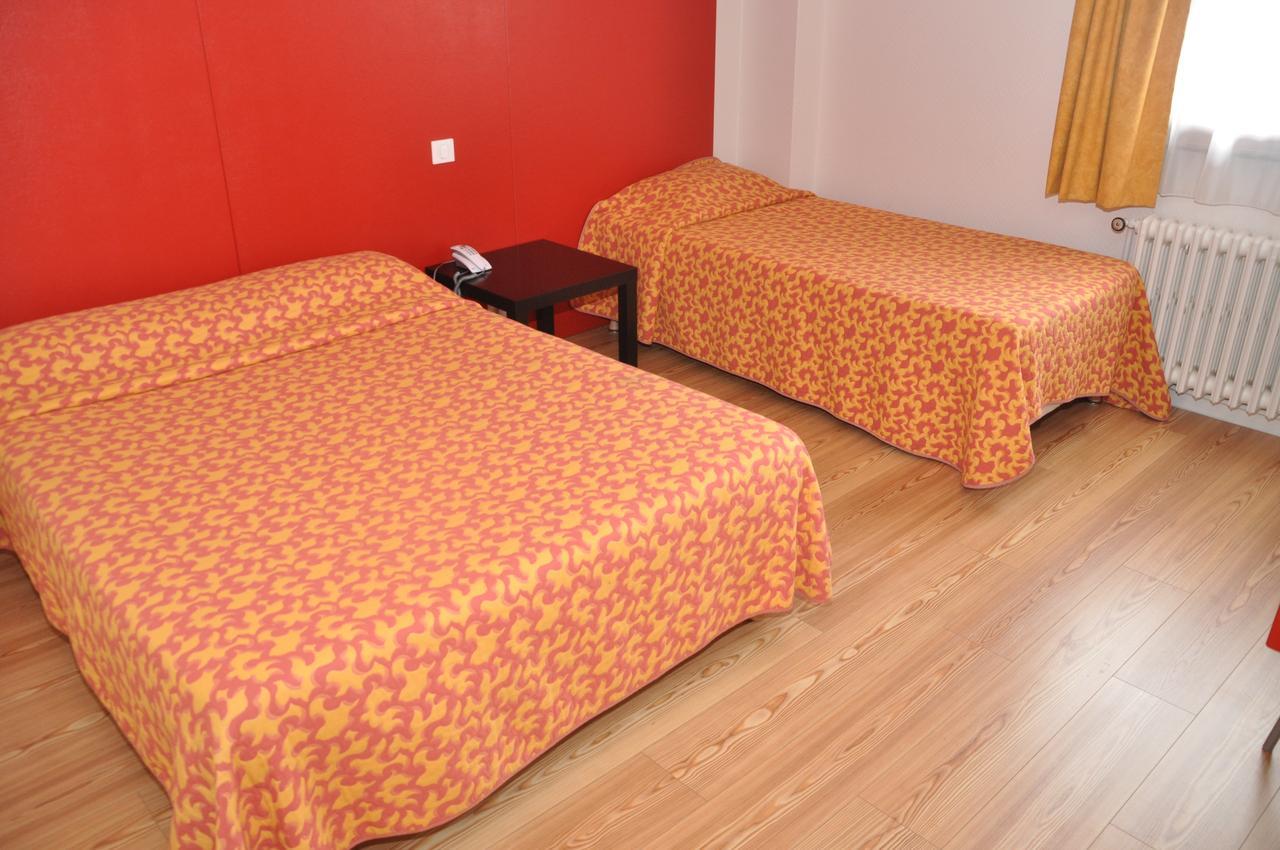 Campanile Annecy Centre - Gare Hotel Phòng bức ảnh
